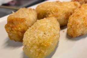 Croquetas de bacalao en Bar Álvaro en Huesca